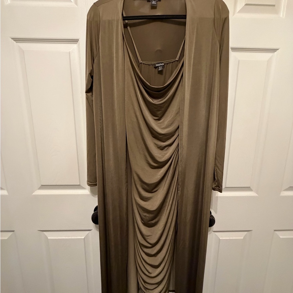 Boohoo Maternity  Olive Green Drape Dress with Duster